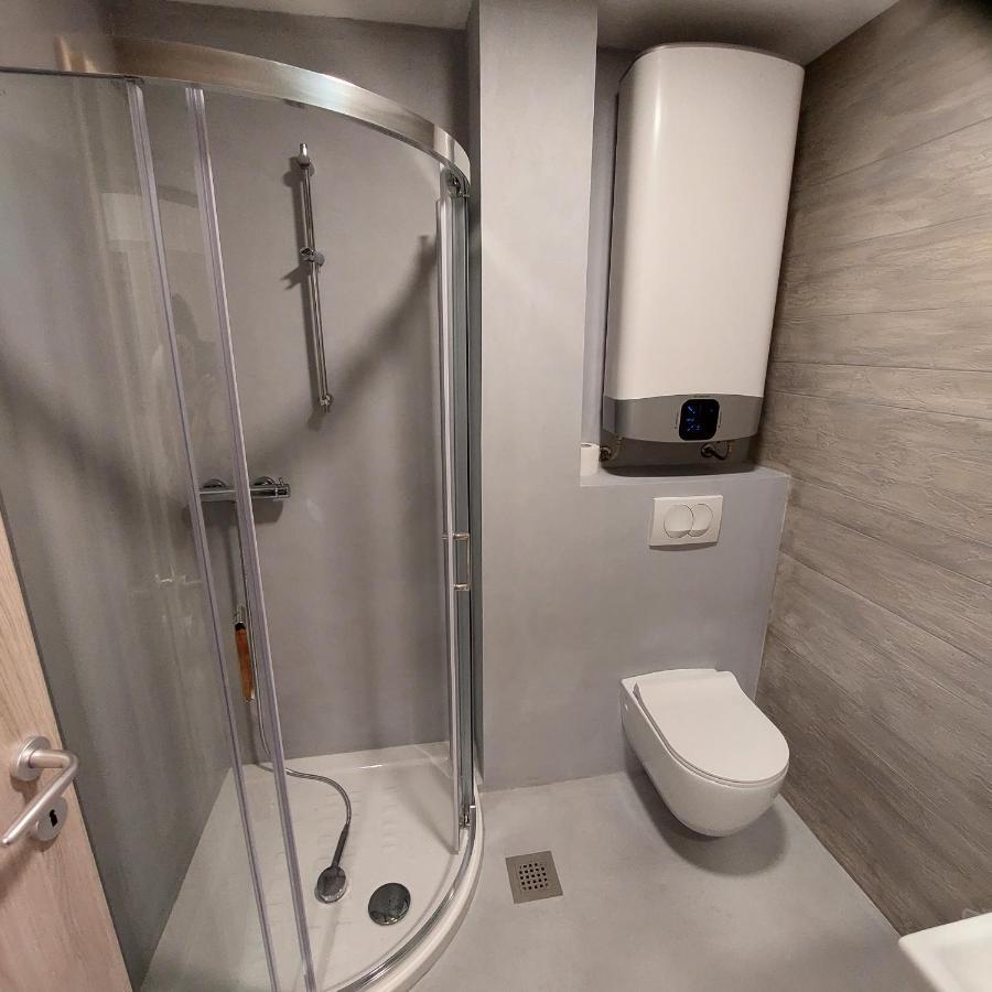 Apartma Rene 2 *