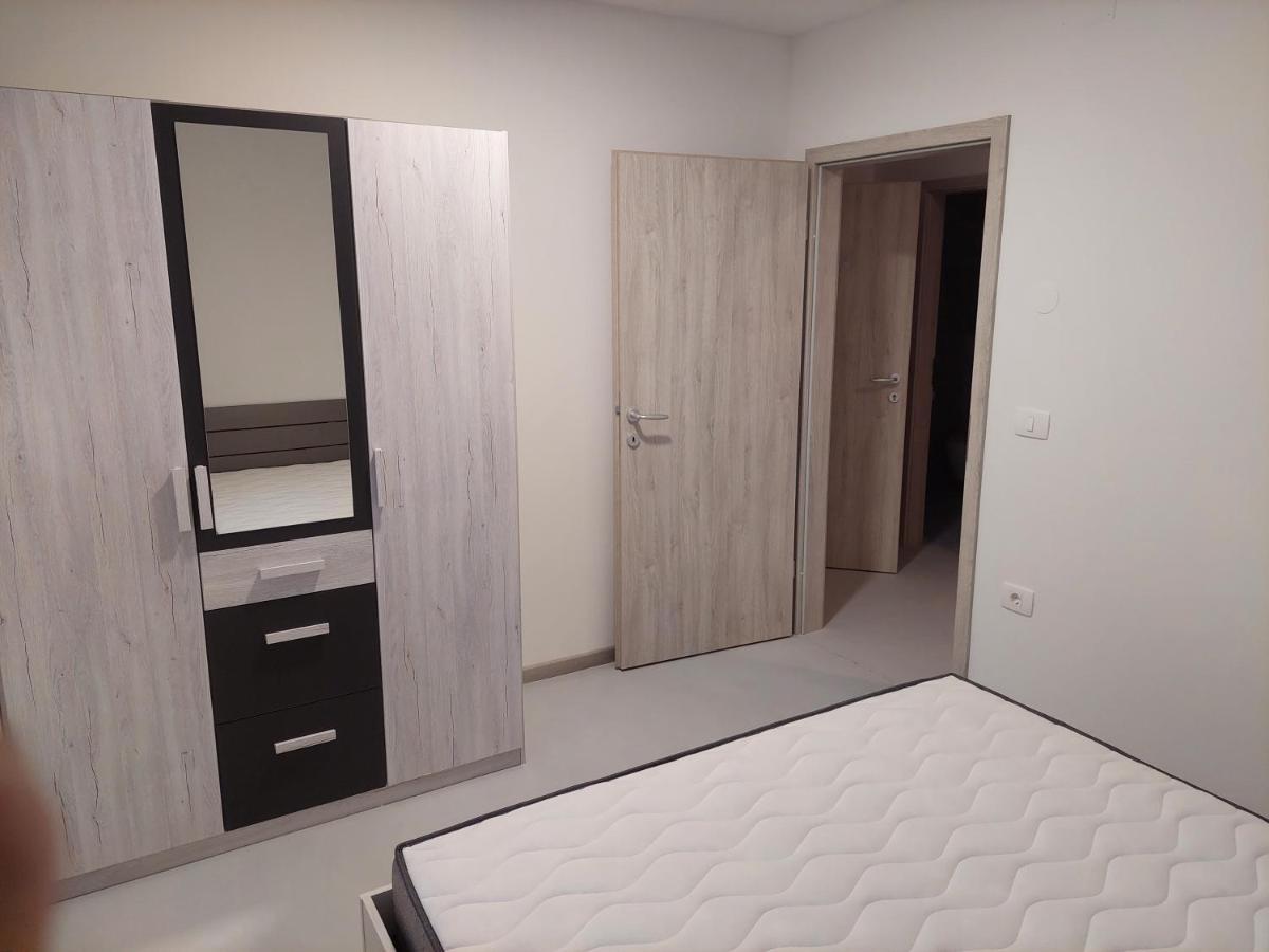 Apartma Rene 2 *
